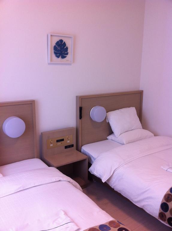 Smile Hotel Okinawa Naha Zewnętrze zdjęcie